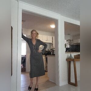 Womens Vintage 100% Grey Wool Stretchy GERMAN Midi Dress Size MED Bell Sleves